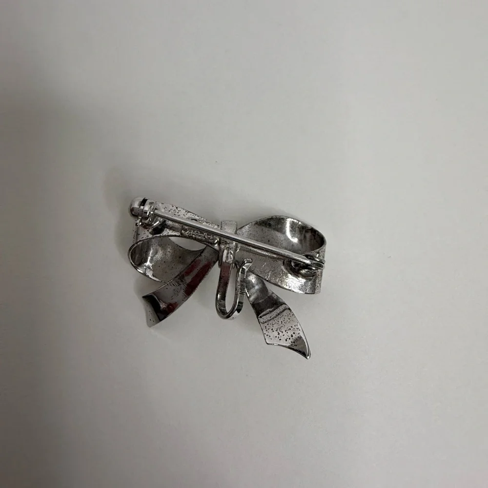 Sterling Silver Bow Brooch - Picture 2 of 5